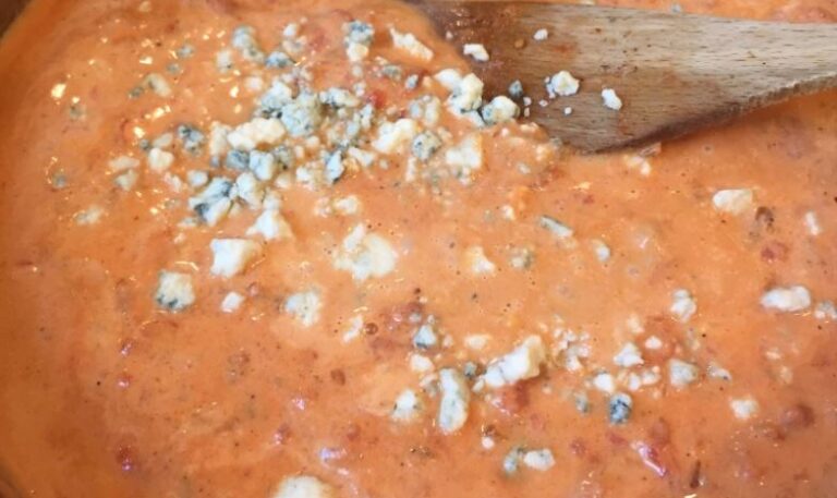Tomato Gorgonzola Sauce - Brenda Gantt Recipes Tomato Gorgonzola Sauce - Brenda Gantt Recipes