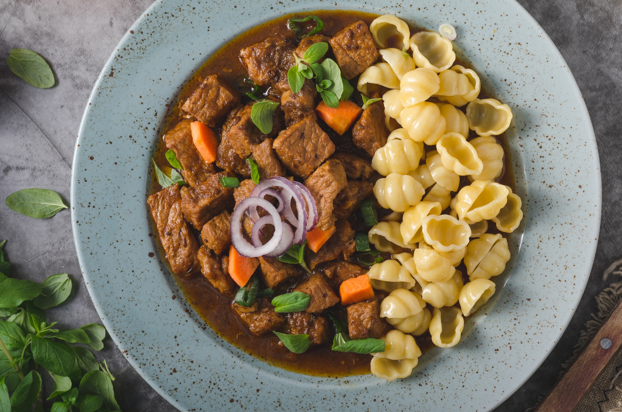 Goulash stew slow cook with pasta
