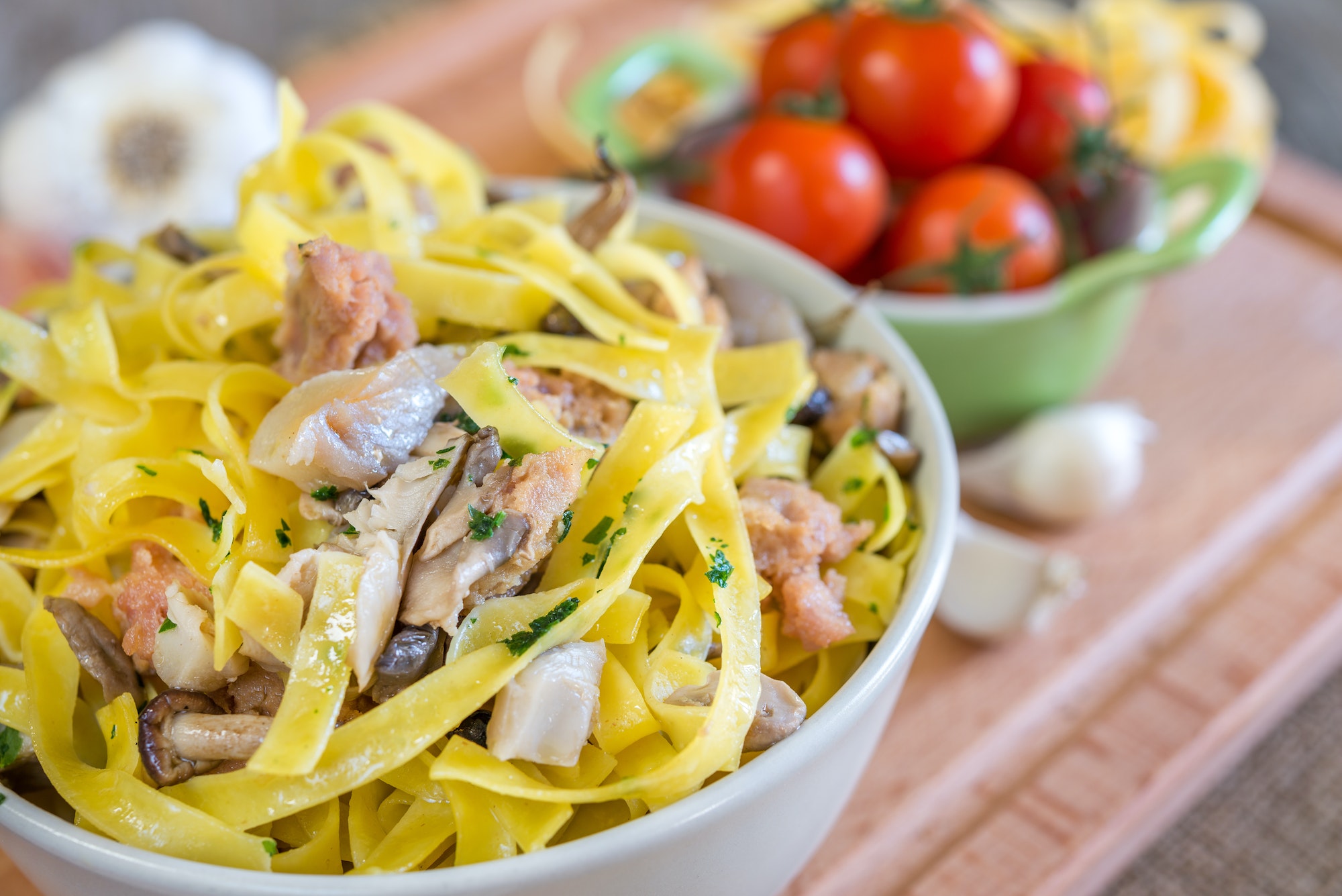 tagliatelle mushrooms and sausage